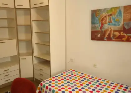 Habitación en piso compartido de 3 habitaciones en alquiler en Centro en Córdoba