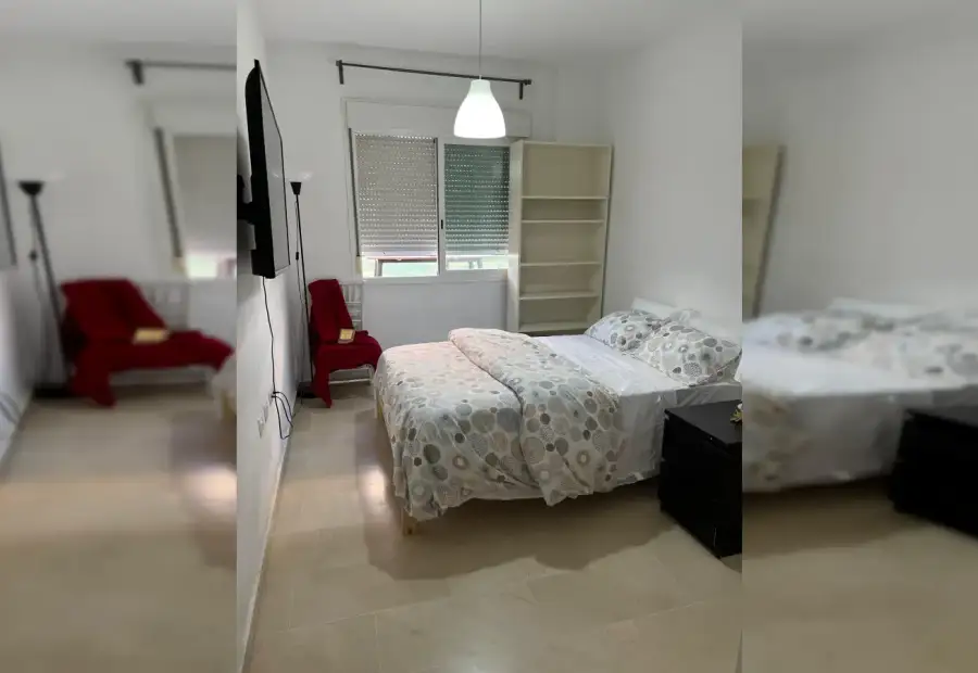 Habitación en un apartamento compartido de 3 habitaciones en alquiler en Hacienda Roldán en Málaga