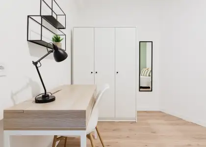 Se alquila habitación en piso compartido de 4 habitaciones en La Malva-Rosa en Valencia