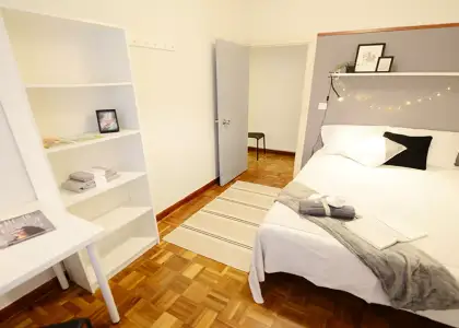 Se alquila habitación en piso de 4 dormitorios en Ametzola en Bilbao